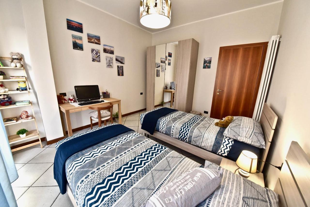 Modern Apartment Halfway Between Milan And Como 코글리아테 외부 사진