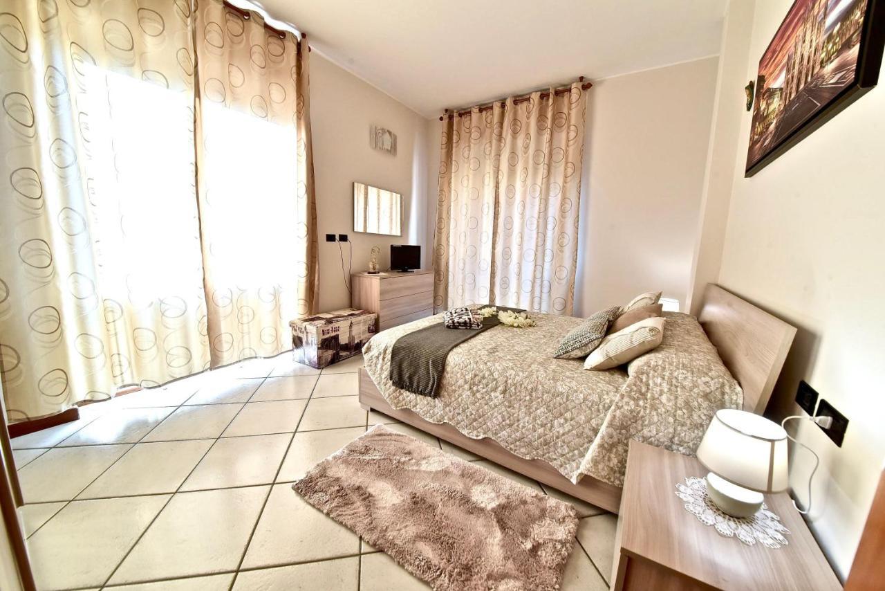 Modern Apartment Halfway Between Milan And Como 코글리아테 외부 사진